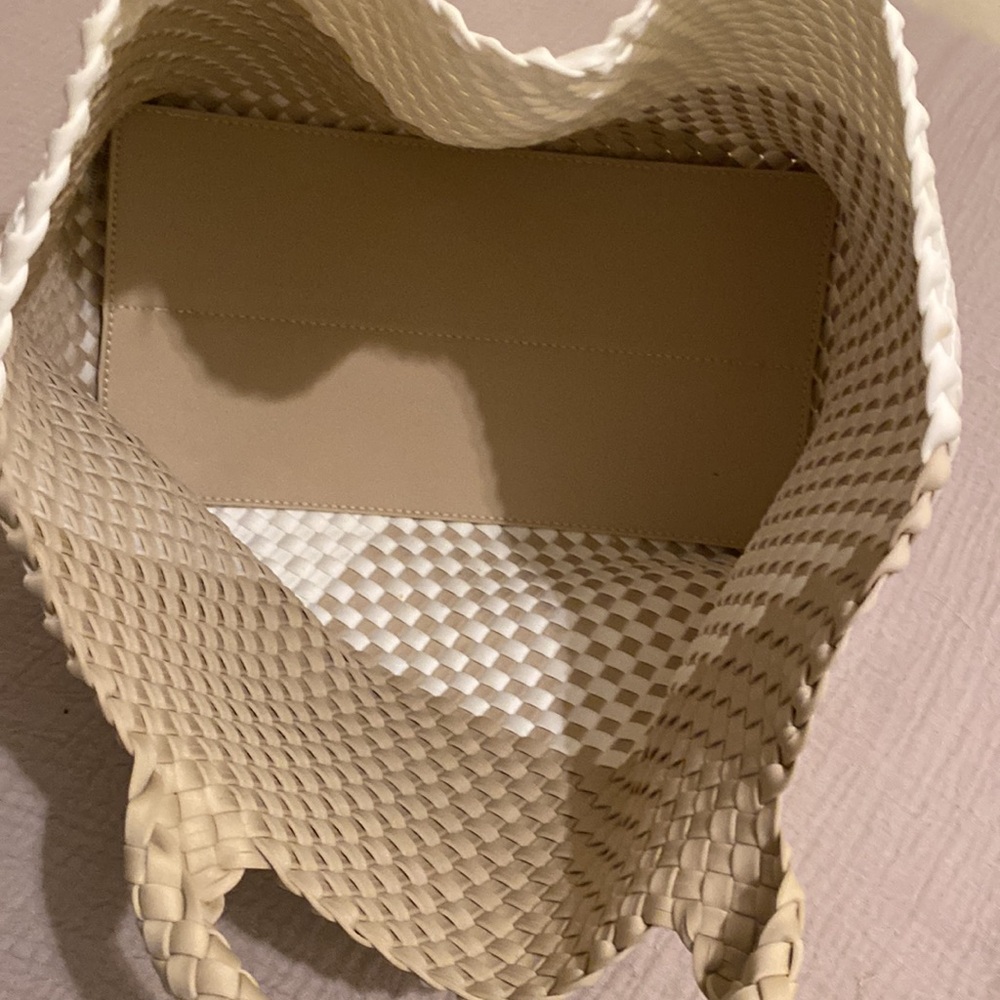 NAGHEDI Elegant Woven Tote Bag - Cream and Tan - Picture 12 of 13